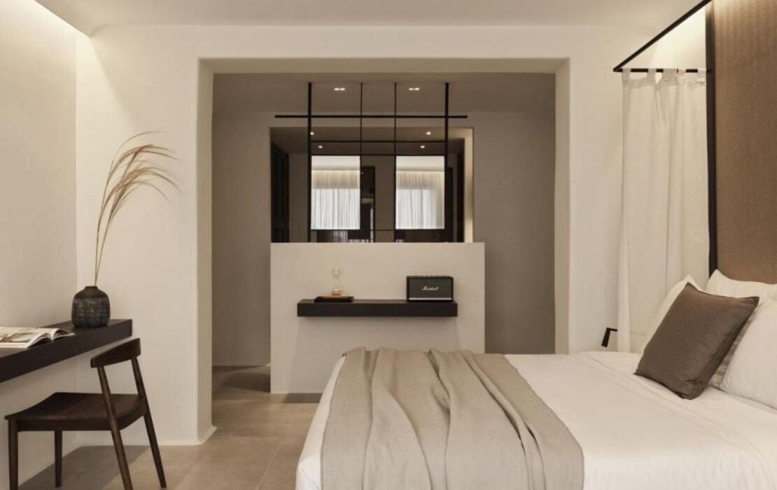 Ezio Bo Luxury Living