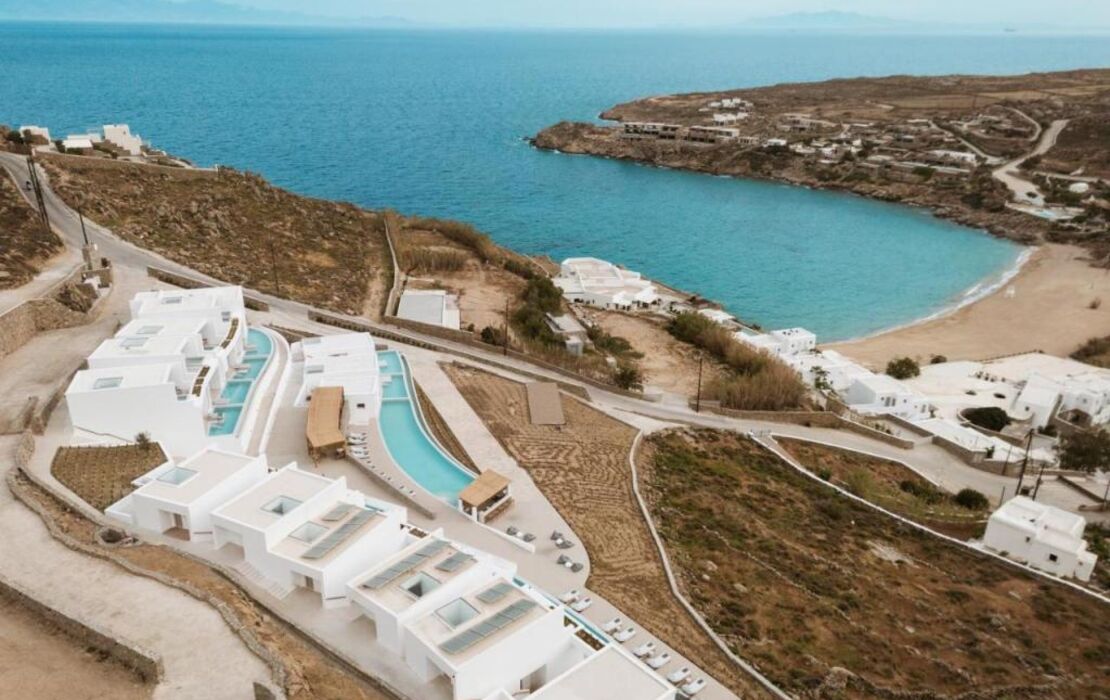Mykonos Flow Super Paradise, Adults Only by Mr and Mrs White
