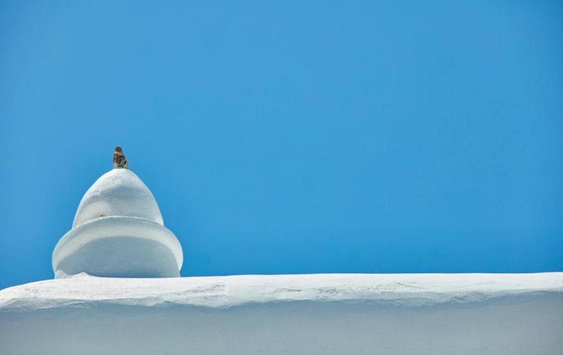 Mykonos Waves Beach House & Suites
