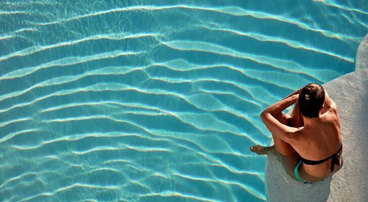 Kouros Hotel & Suites