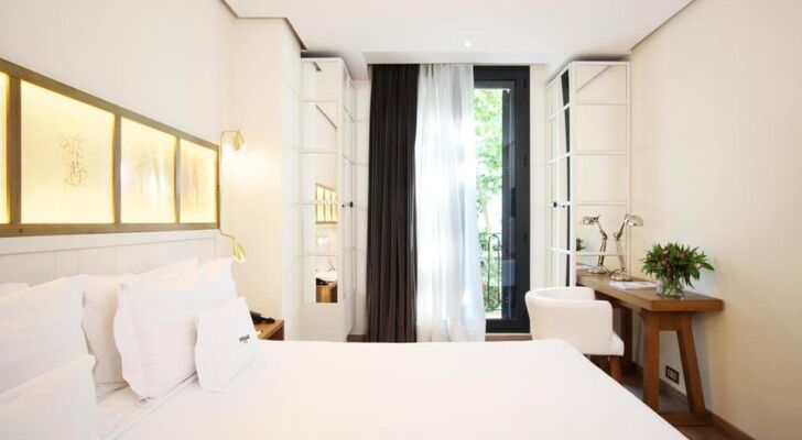 Ofelias Hotel 4Sup