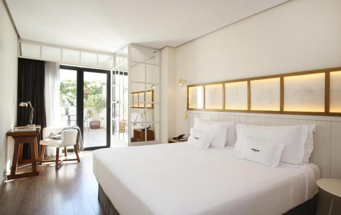 Ofelias Hotel 4Sup