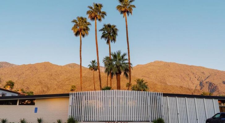 Azure Sky Hotel - Adults Only - A Town & Desert Boutique Hotel