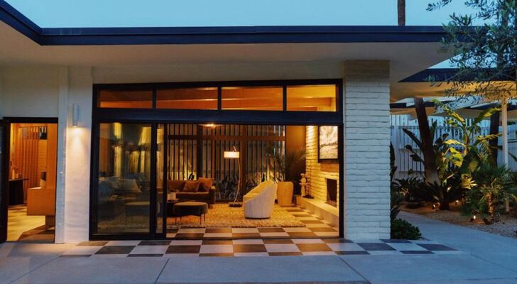Azure Sky Hotel - Adults Only - A Town & Desert Boutique Hotel