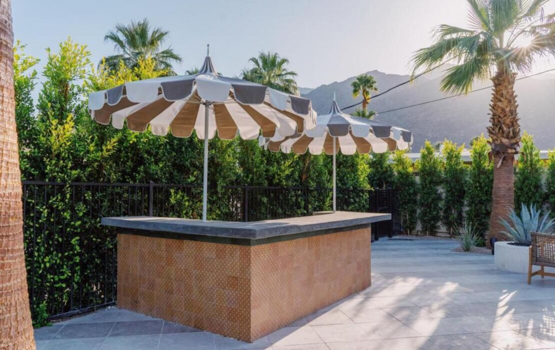 Azure Sky Hotel - Adults Only - A Town & Desert Boutique Hotel