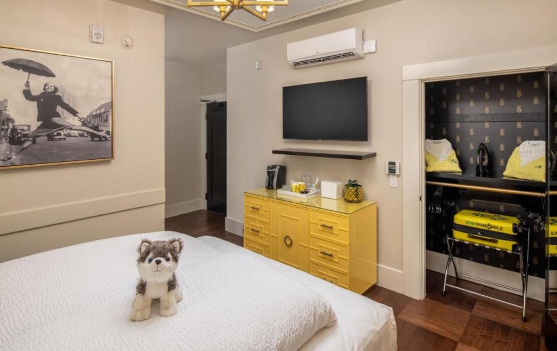 Staypineapple, An Elegant Hotel, Union Square