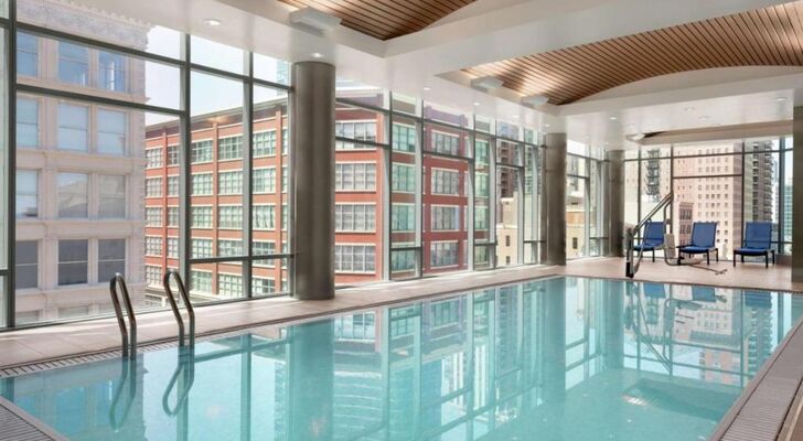 Hilton Garden Inn Chicago Downtown South Loop