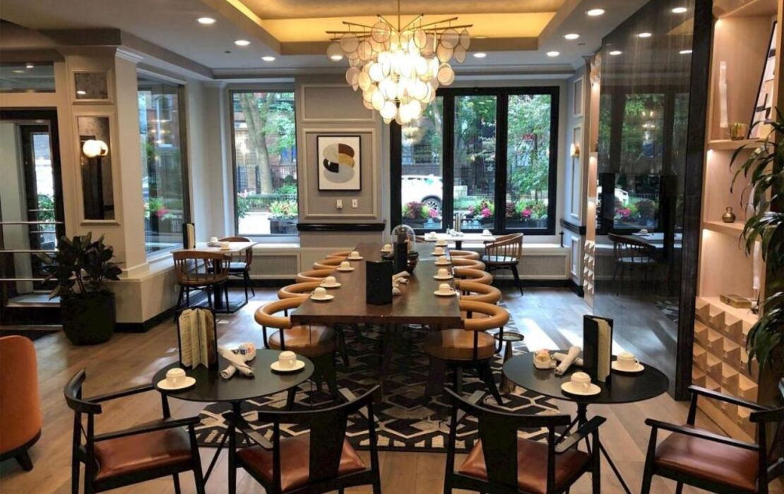 Claridge House Chicago, Tapestry Collection by Hilton