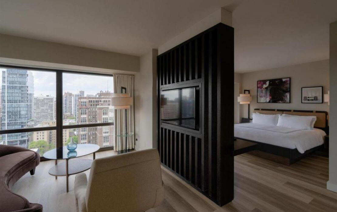 Thompson Chicago, by Hyatt
