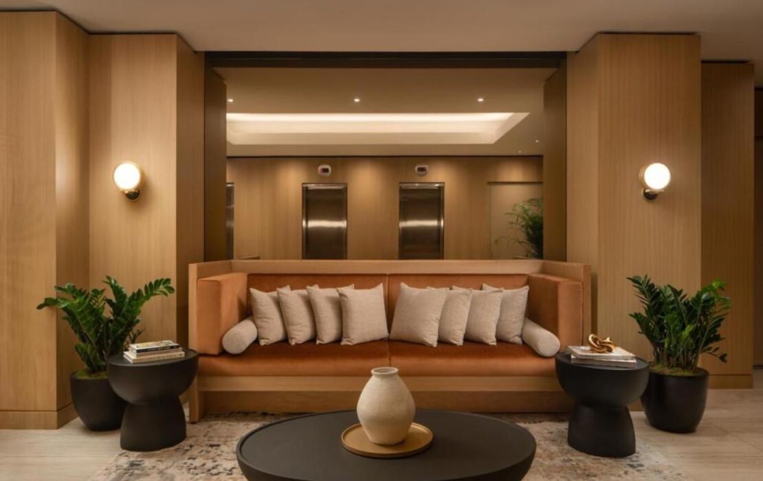 Aura Hotel Times Square