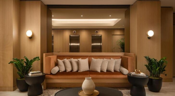 Aura Hotel Times Square