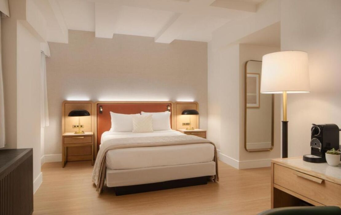 Aura Hotel Times Square
