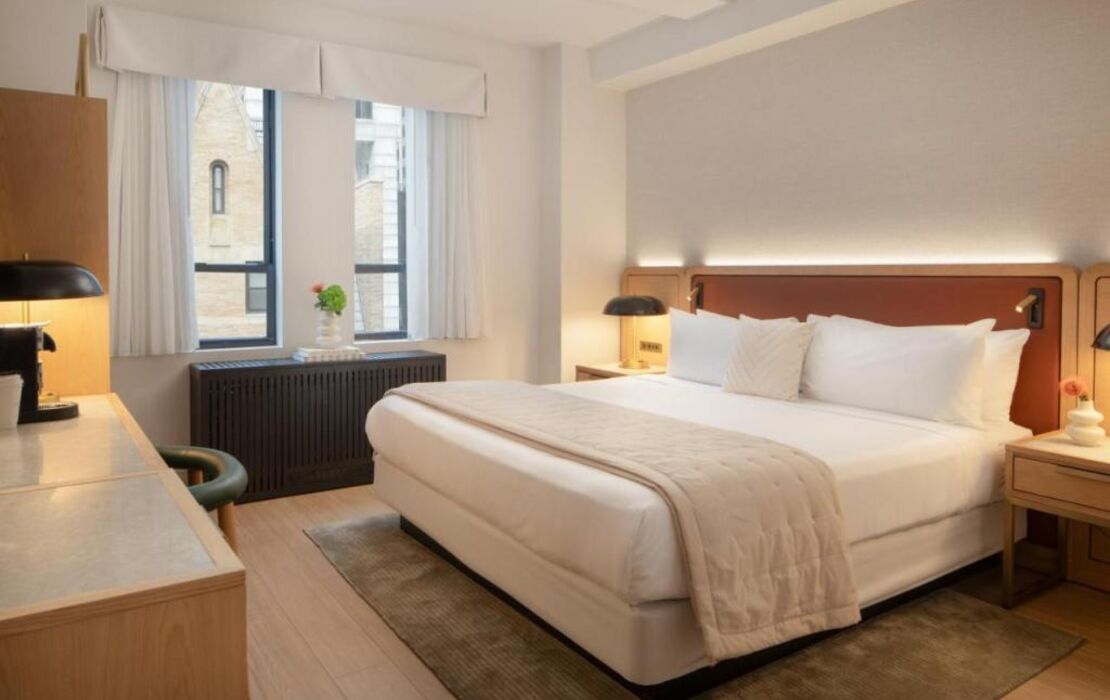 Aura Hotel Times Square