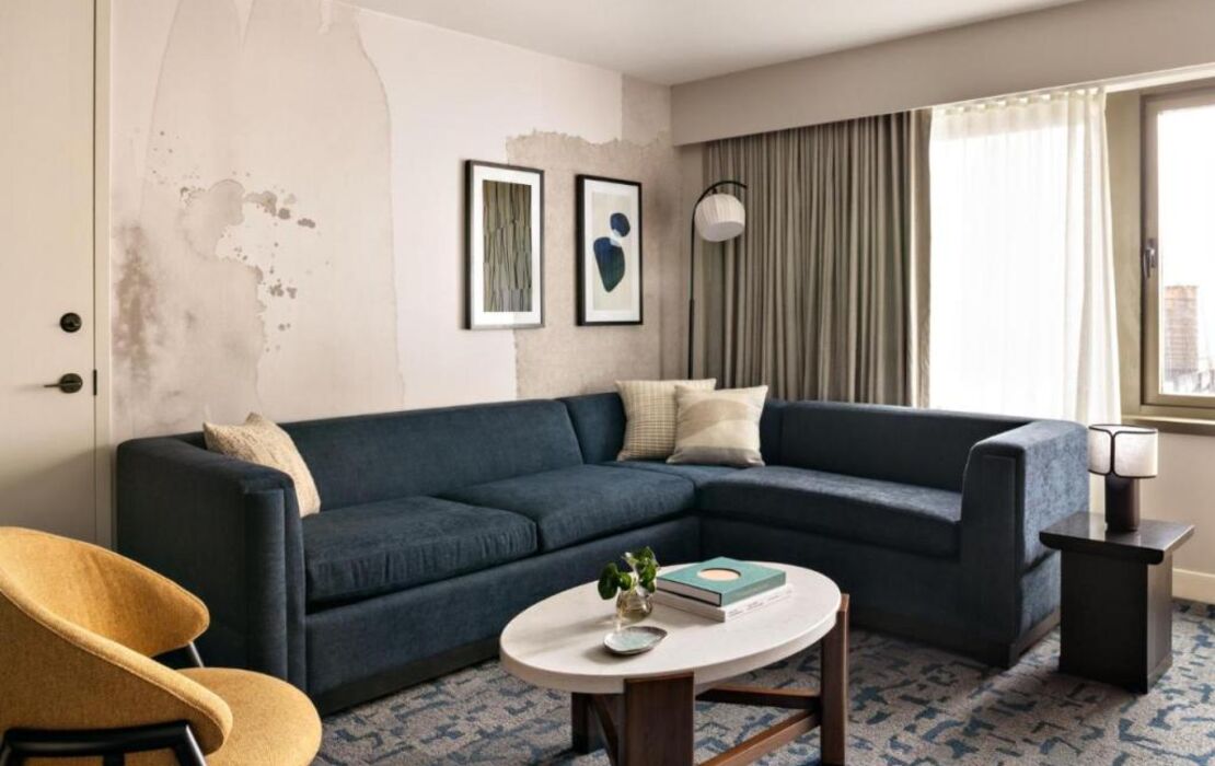 Kimpton Theta New York - Times Square by IHG