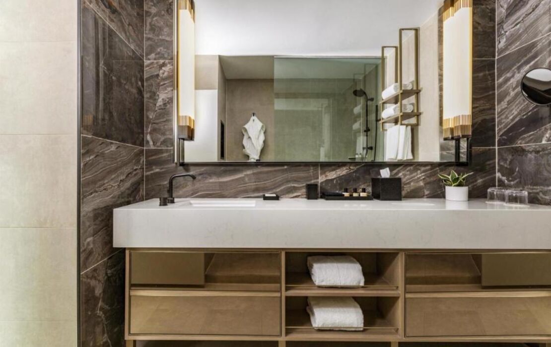 Thompson Central Park New York, by Hyatt