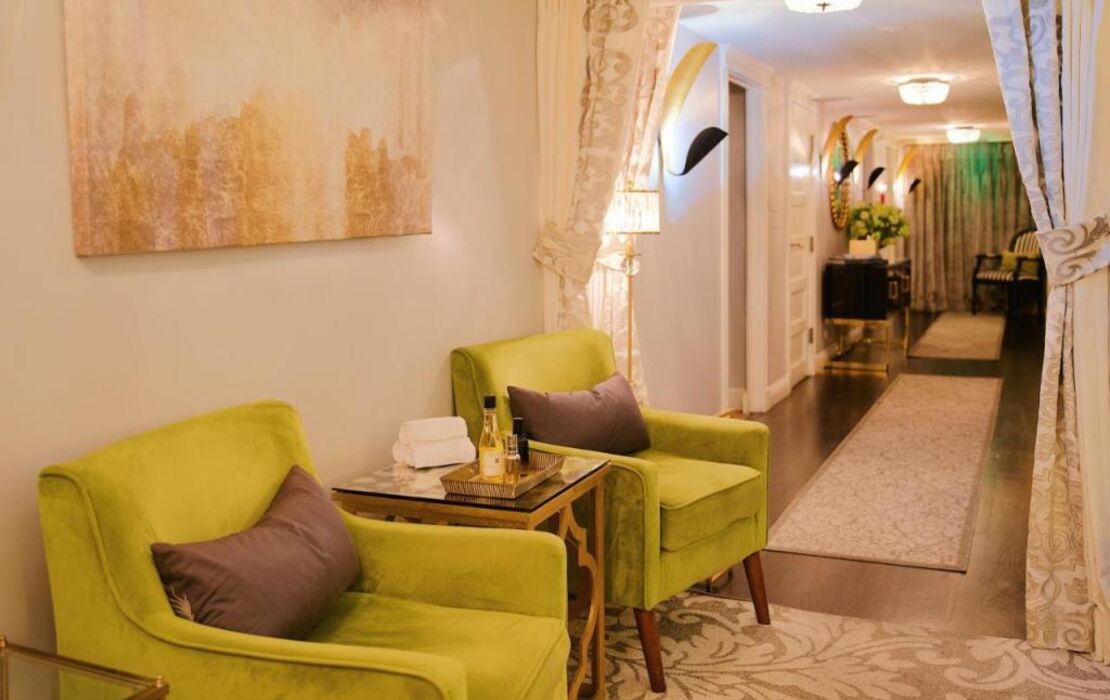 The Oxford Hotel