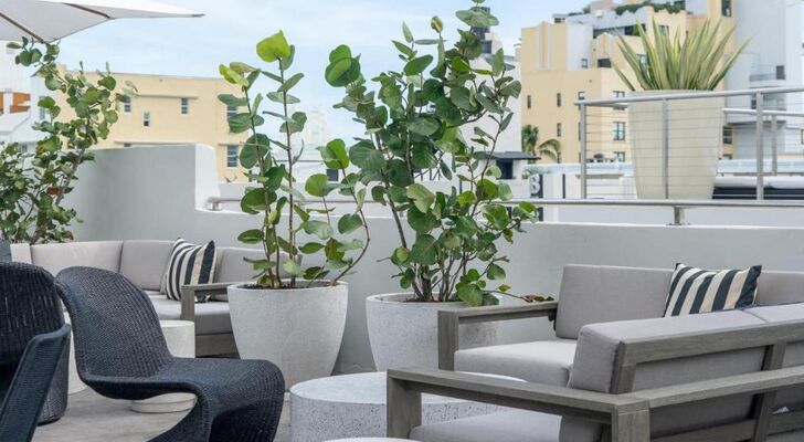 Nassau Suite South Beach, an All Suite Hotel