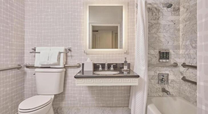 Hyatt Centric Delfina Santa Monica