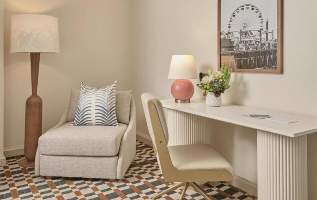 Hyatt Centric Delfina Santa Monica