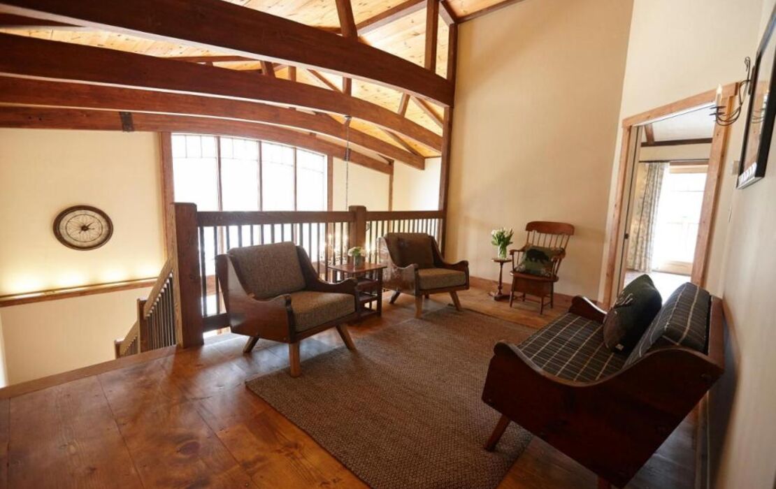 Seesaw's Lodge