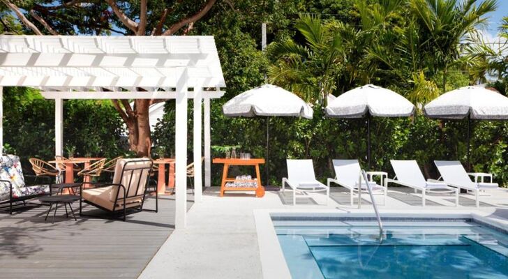 Ella's Cottages - Key West Historic Inns