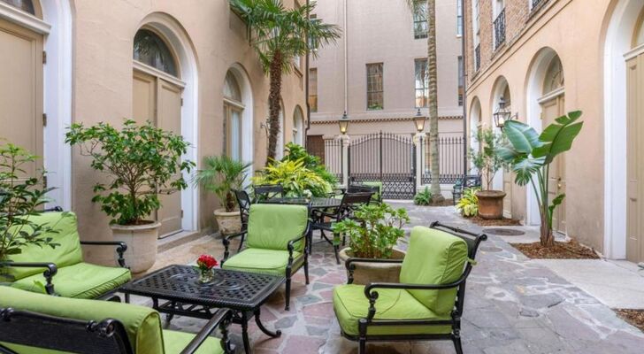 voco St James Hotel by IHG