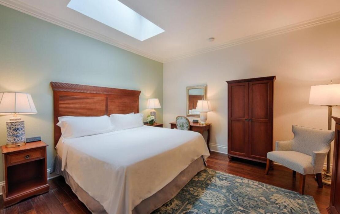 voco St James Hotel by IHG