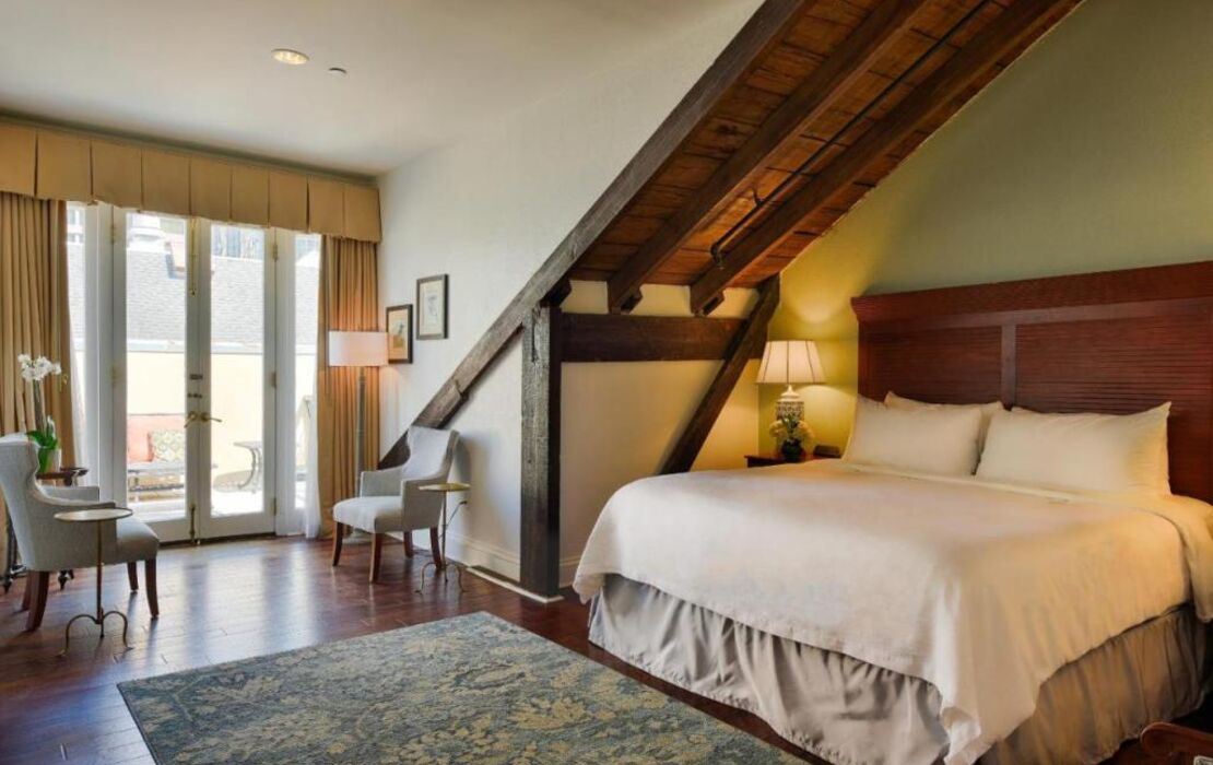 voco St James Hotel by IHG