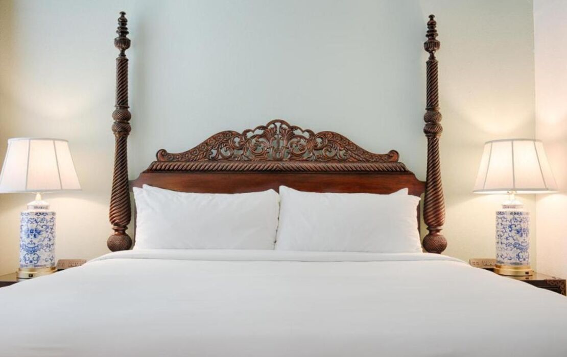 voco St James Hotel by IHG