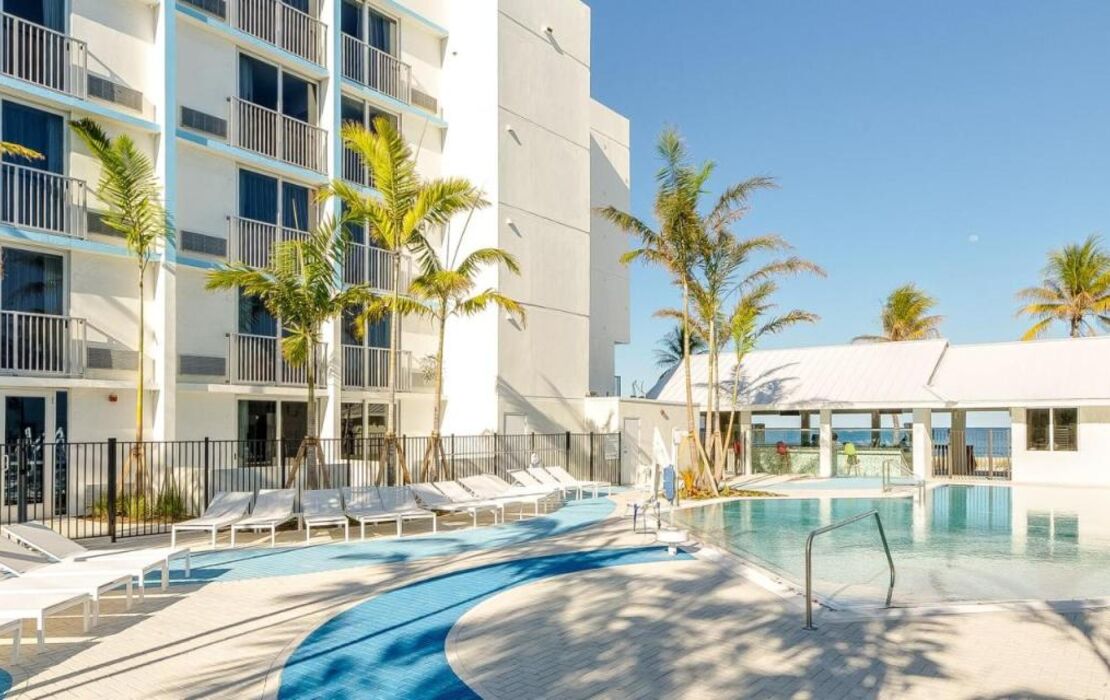 Plunge Beach Resort