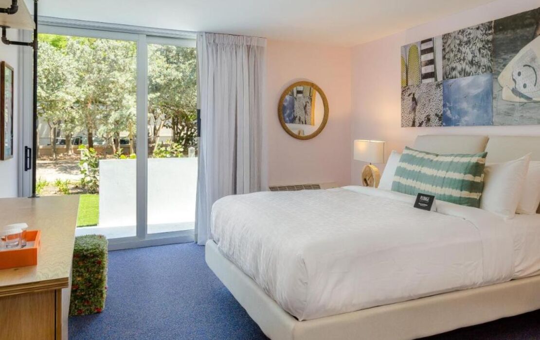 Plunge Beach Resort