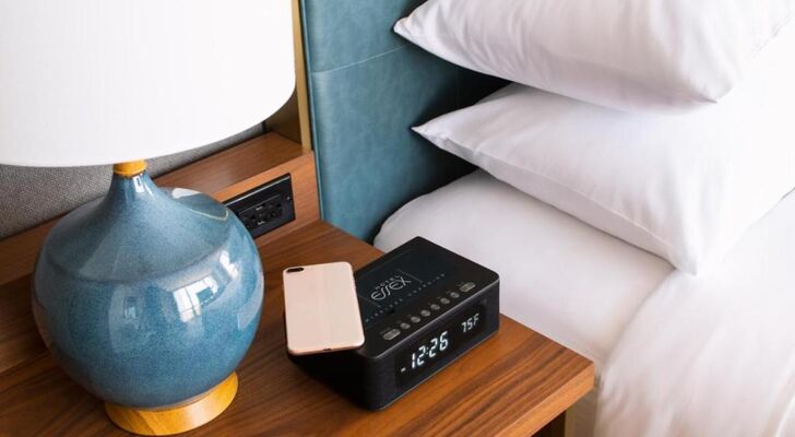 Le Meridien Essex Chicago