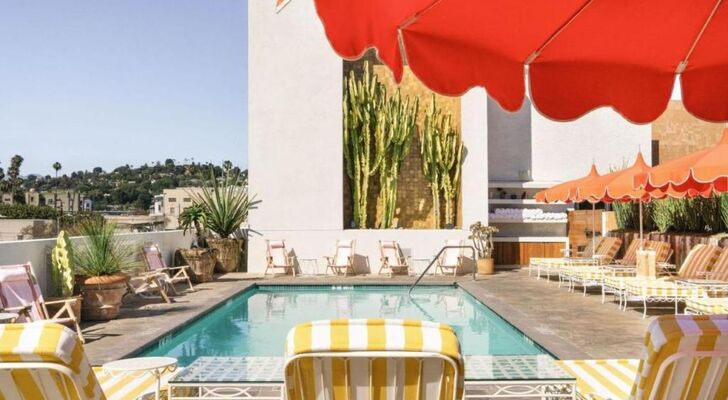 Silver Lake Pool & Inn