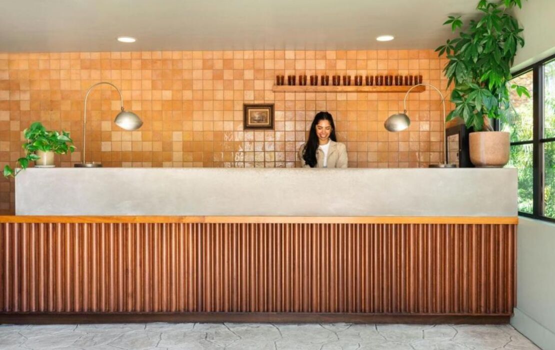 Silver Lake Pool & Inn