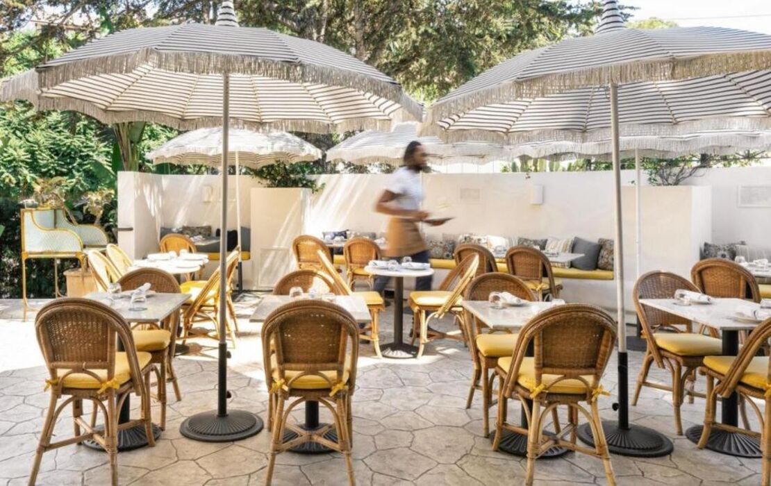 Silver Lake Pool & Inn