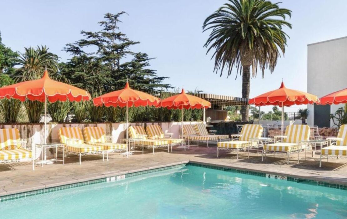 Silver Lake Pool & Inn