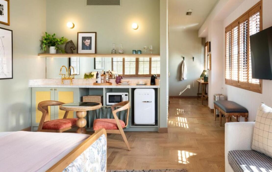 Palihouse Hyde Park Village