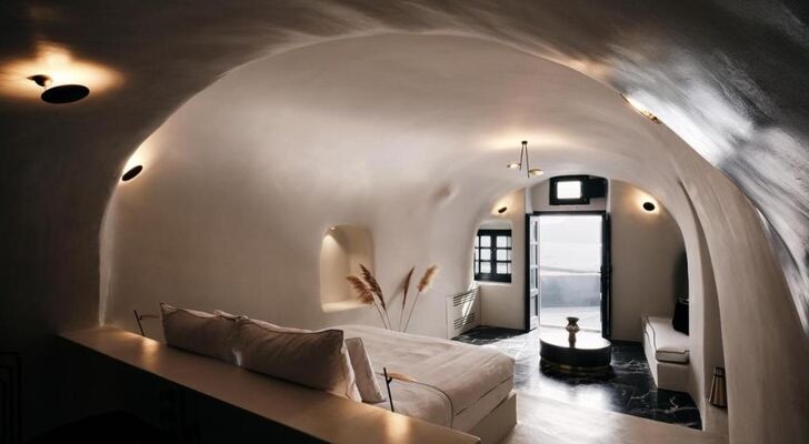 Abyss Santorini