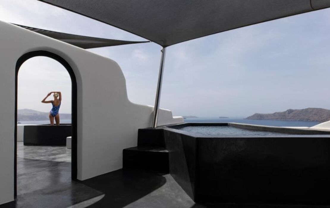 Abyss Santorini