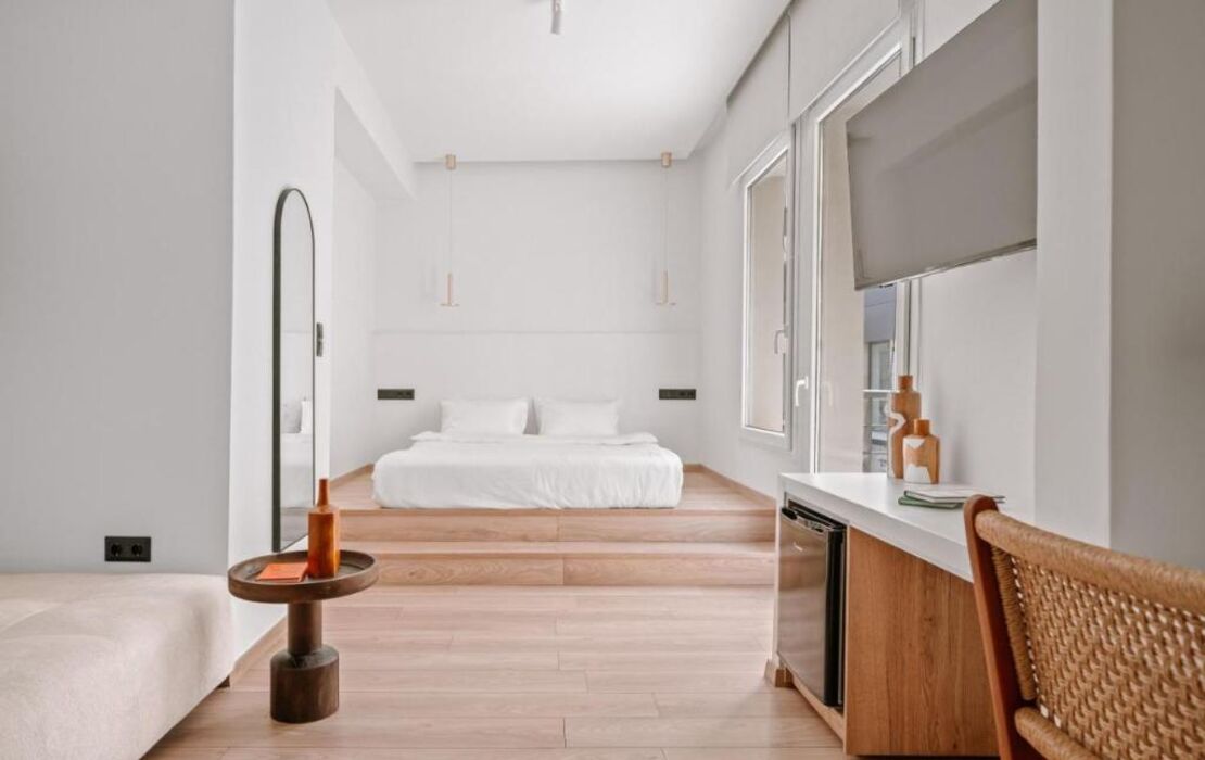 Plānis Str Urban Suites by Semavί