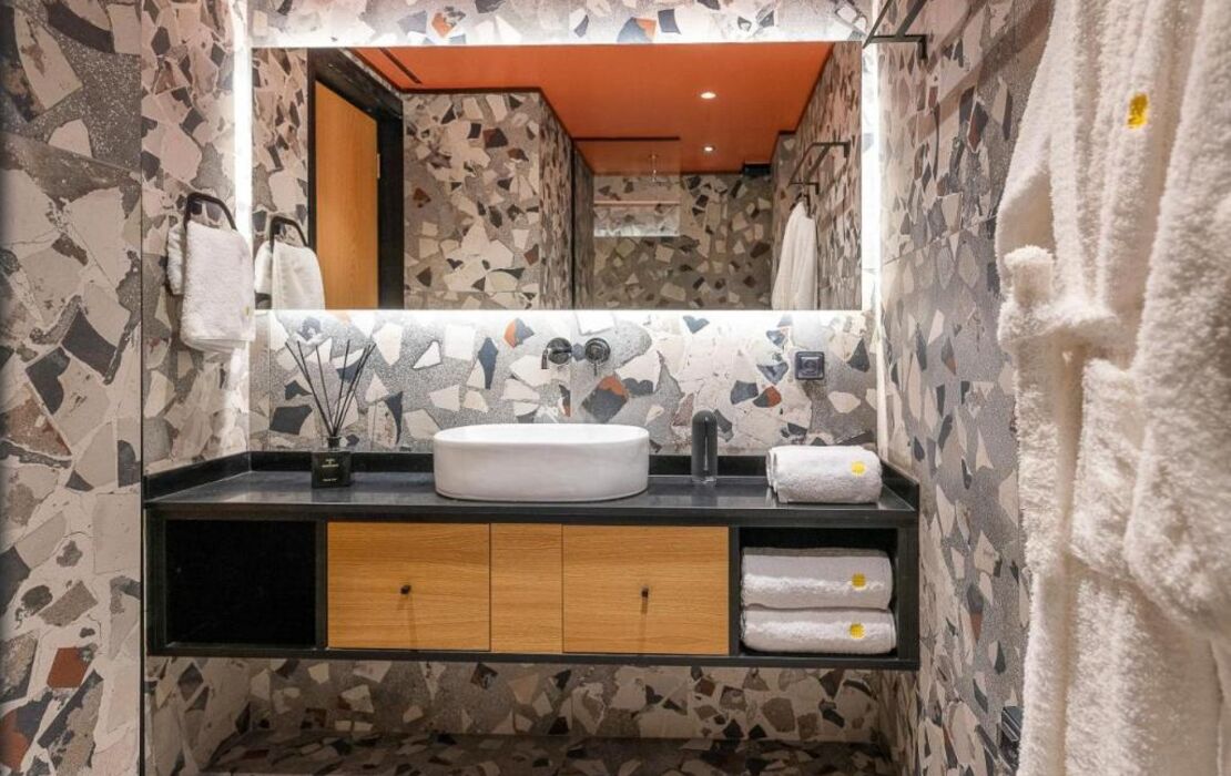 3 Pines Design Living