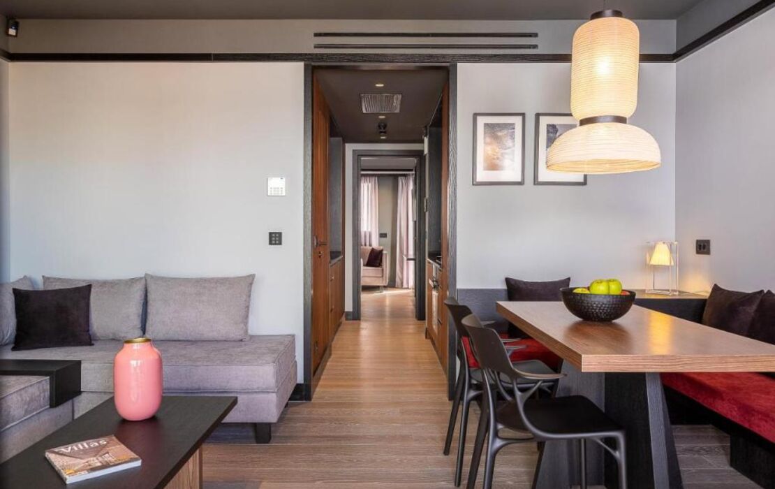 3 Pines Design Living