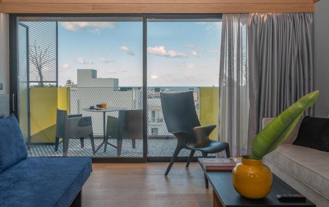 3 Pines Design Living