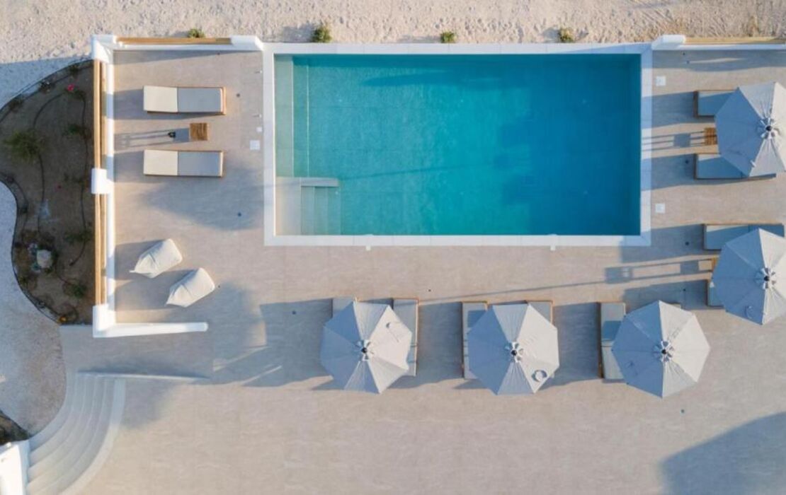 Naxos Earth Suites