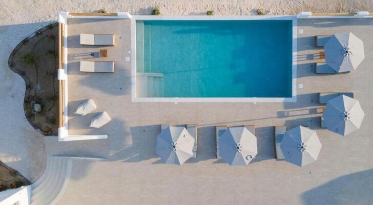 Naxos Earth Suites