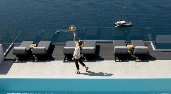 Hom Santorini