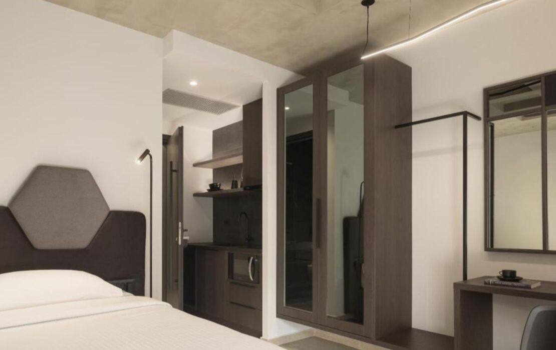 Pleiades Urban Stay by Semavί