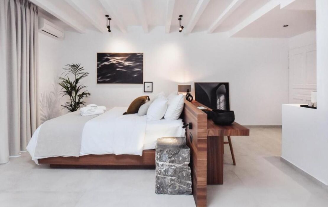 Ikaros Suites