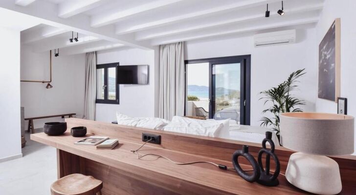 Ikaros Suites