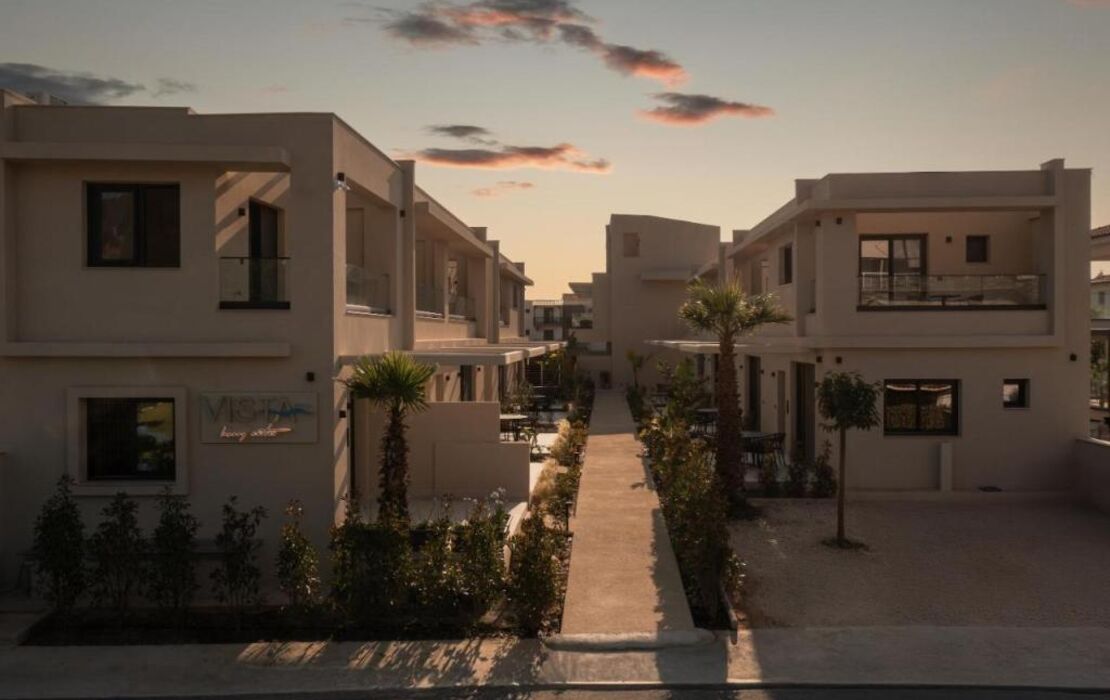 Vista Luxury Suites